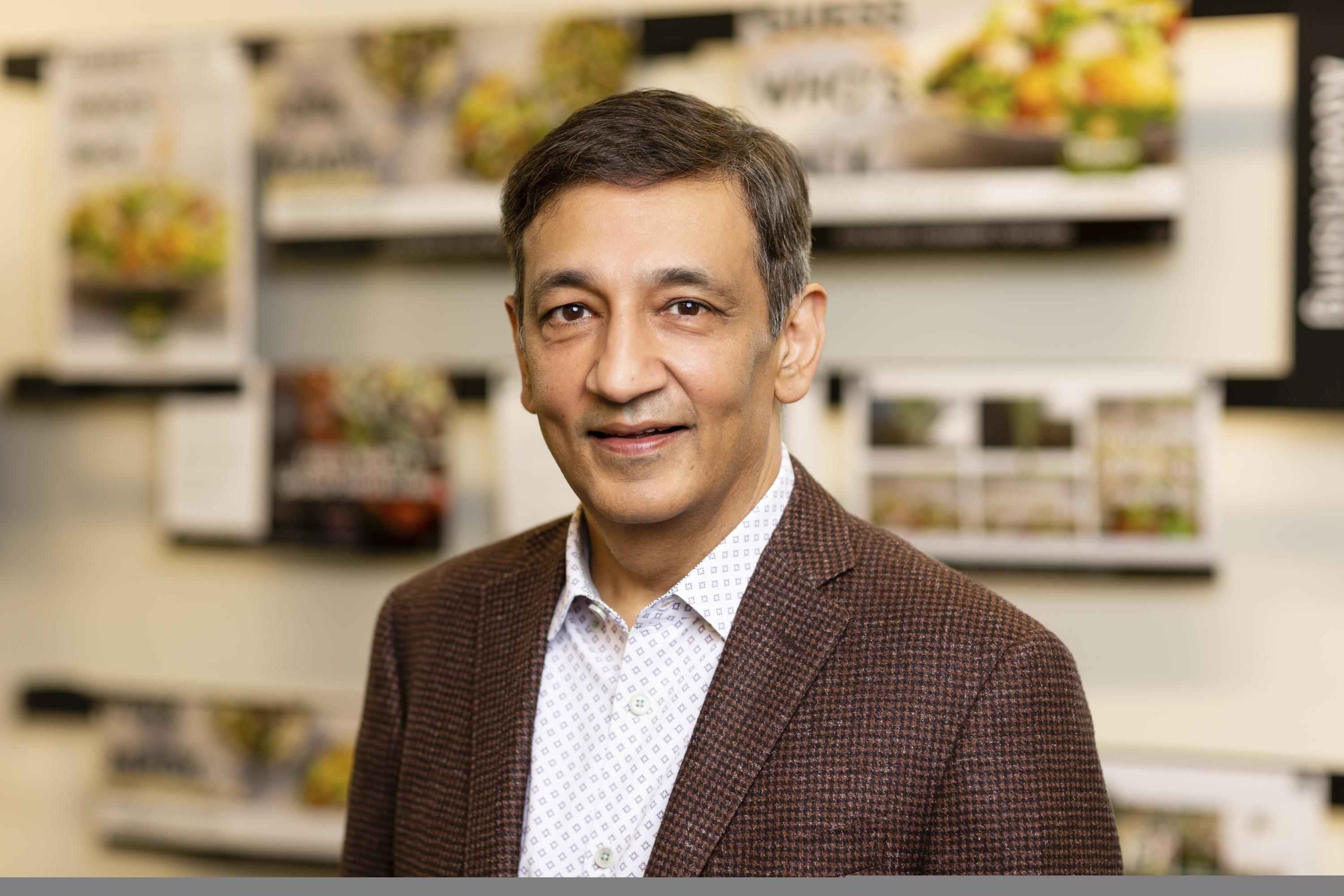Niren Chaudhary Panera Bread CEO