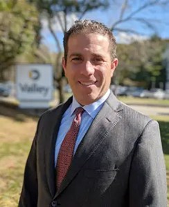 Ira Robbins CEO of Valley National Bancorp