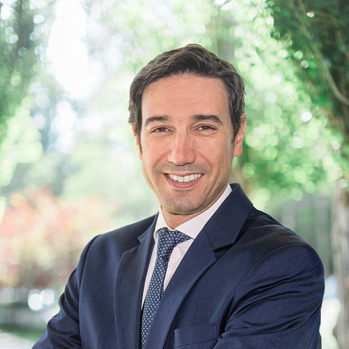 Raul Vargas Farmers Insurance CEO