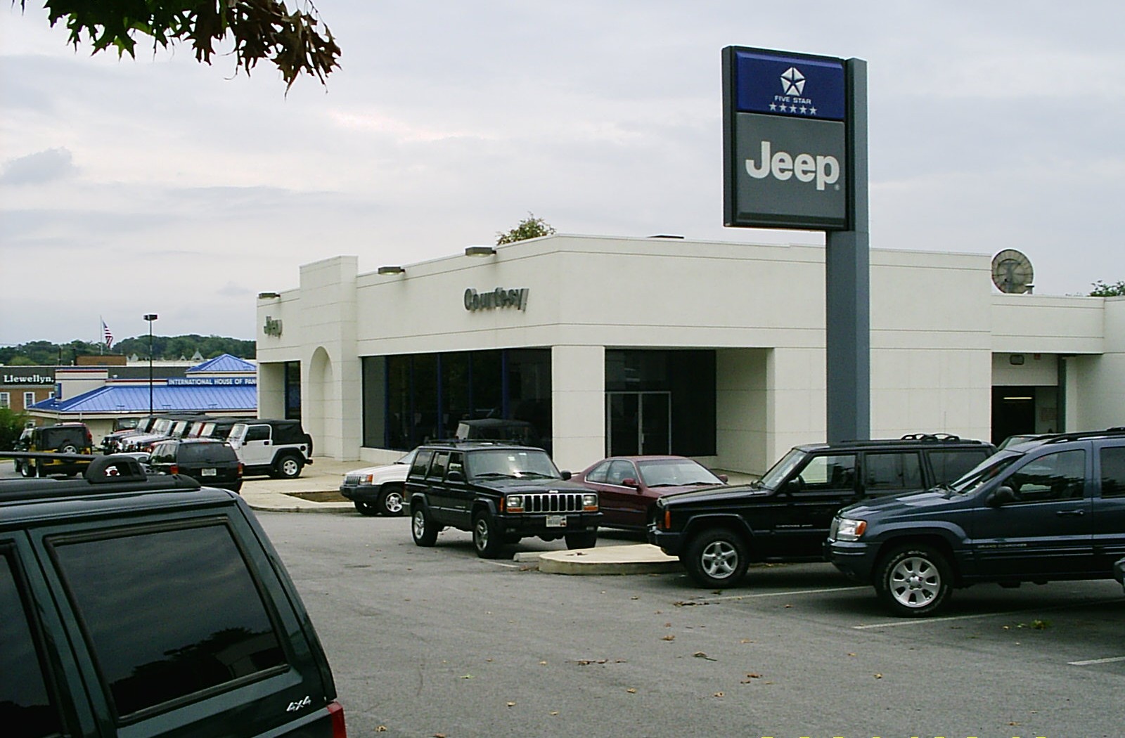 Bob Broderdorf Jeep CEO