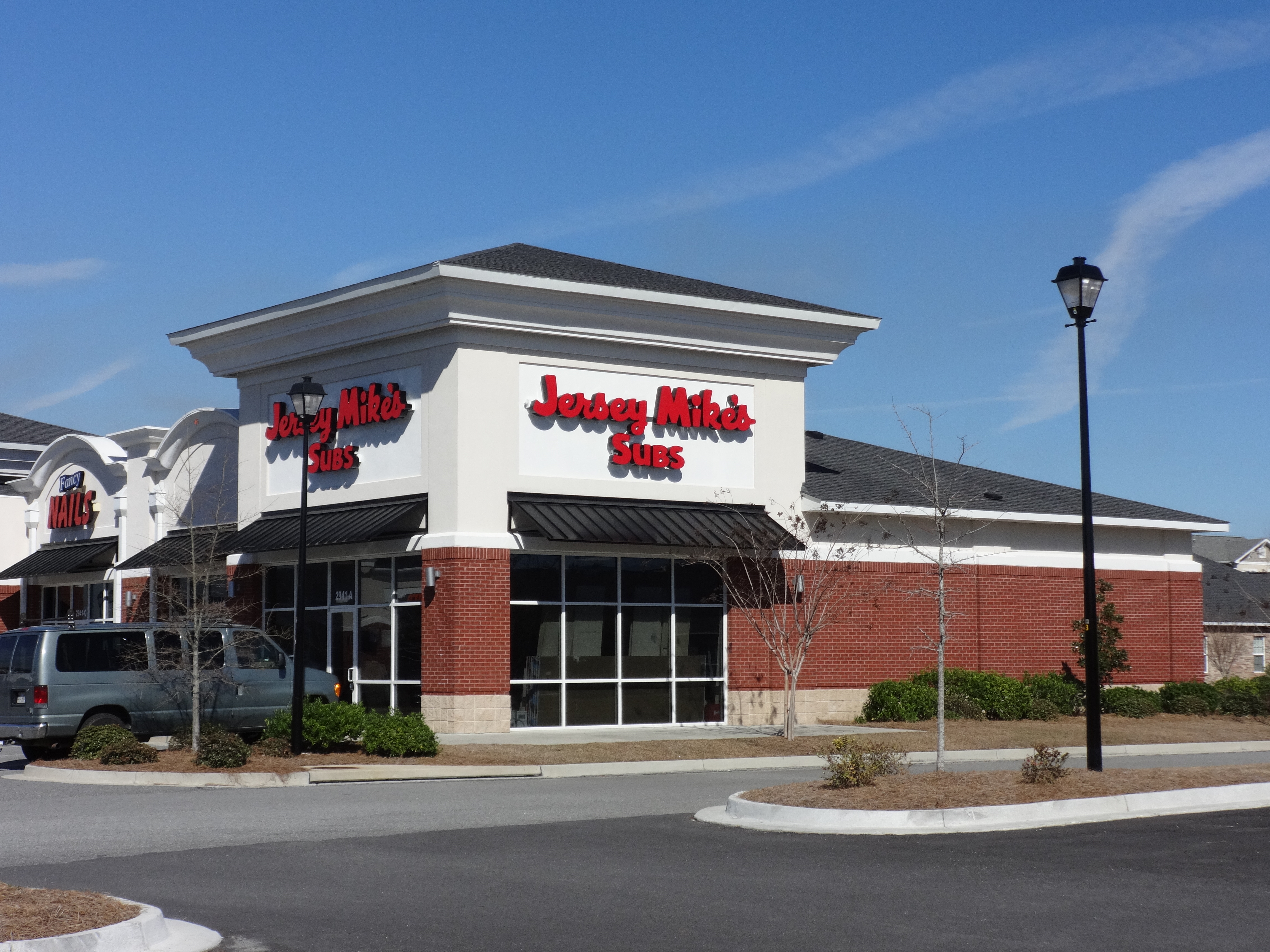 Jersey Mike's Subs restaurant exterior storefront